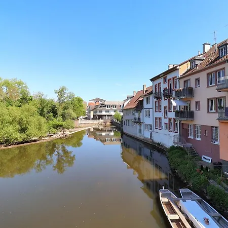 Wohntraum Am Wasser Und Brueckenhaeusern I 3br I Flussblick I Zentral I Parkhaus I Helloyou X Bright