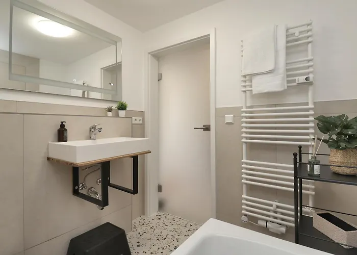 Apartment Wohntraum Am Wasser Und Den Brueckenhaeusern I 3br I Flussblick I Zentral I Parkhaus I Helloyou X Bright Collection