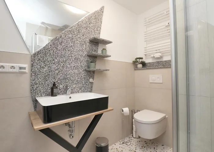 Apartment Wohntraum Am Wasser Und Den Brueckenhaeusern I 3br I Flussblick I Zentral I Parkhaus I Helloyou X Bright Collection *