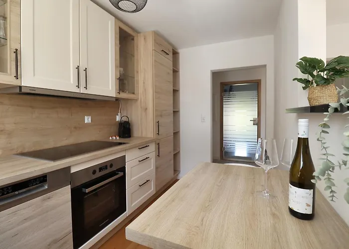 Wohntraum Am Wasser Und Den Brueckenhaeusern I 3br I Flussblick I Zentral I Parkhaus I Helloyou X Bright Collection Apartment *