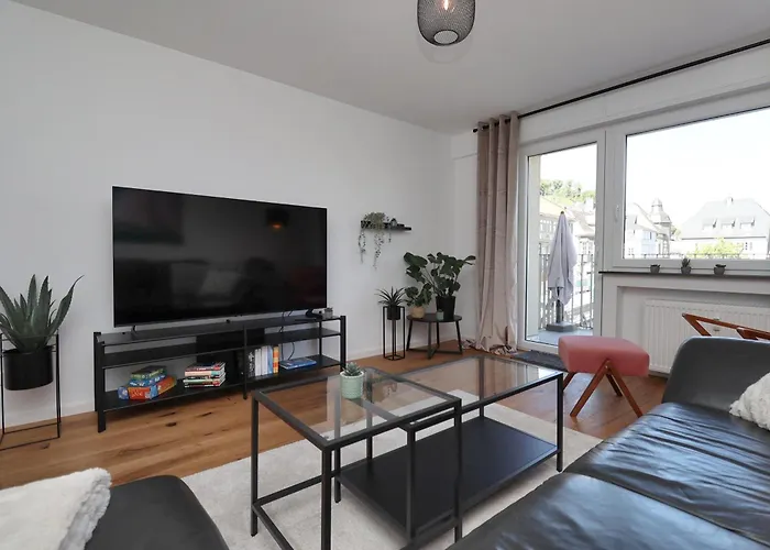 Wohntraum Am Wasser Und Den Brueckenhaeusern I 3br I Flussblick I Zentral I Parkhaus I Helloyou X Bright Collection